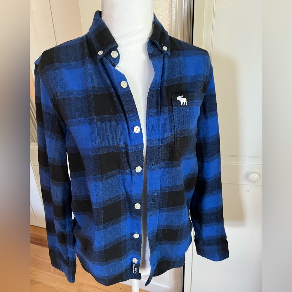 Boys Abercrombie Flannel Shirt Size 13/14 Blue Plaid Long Sleeve Button Up